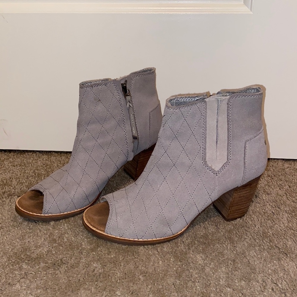 Tom’s open-toe ankle booties